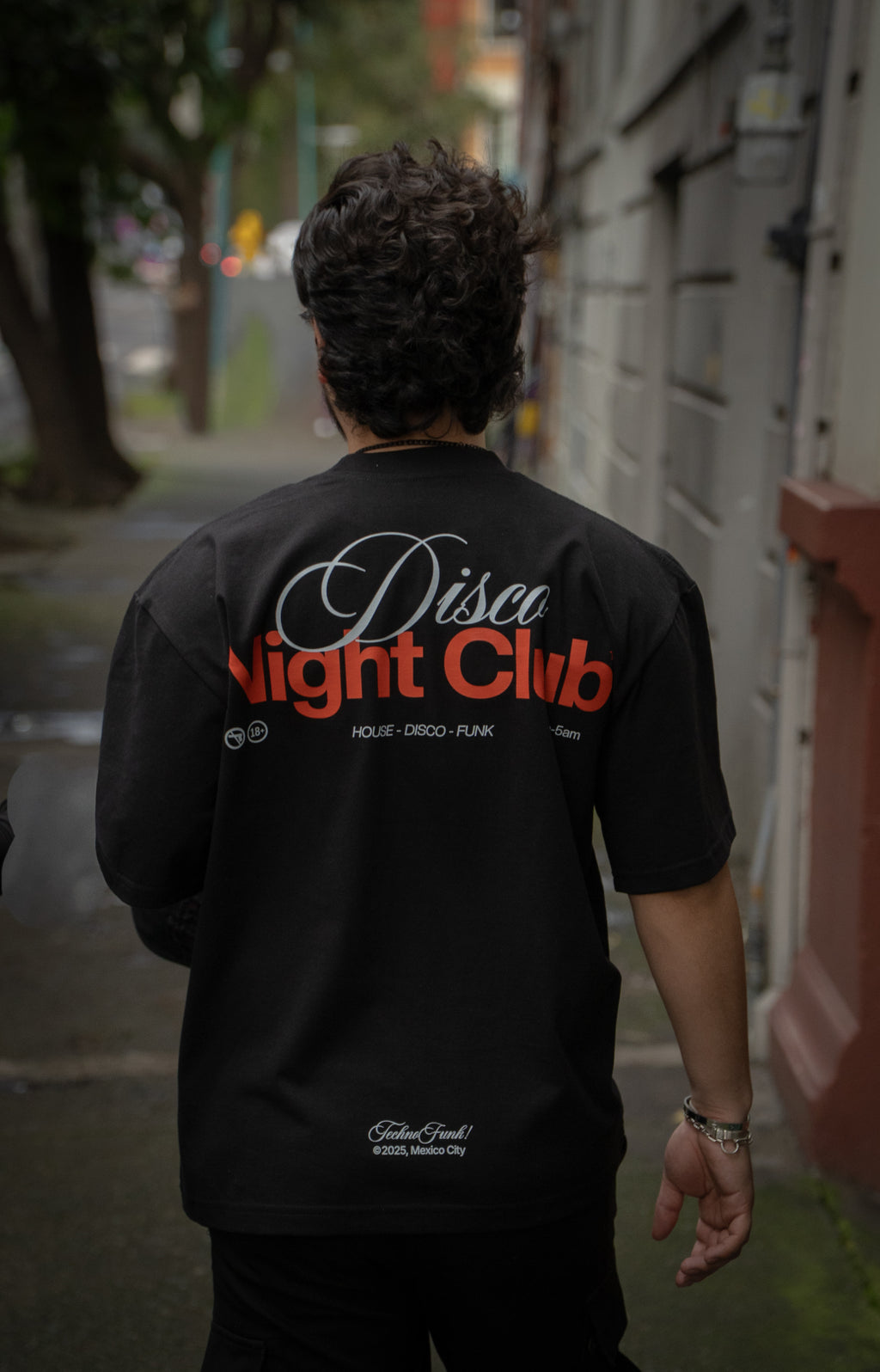 DISCO NIGHT CLUB TEE (BLACK)