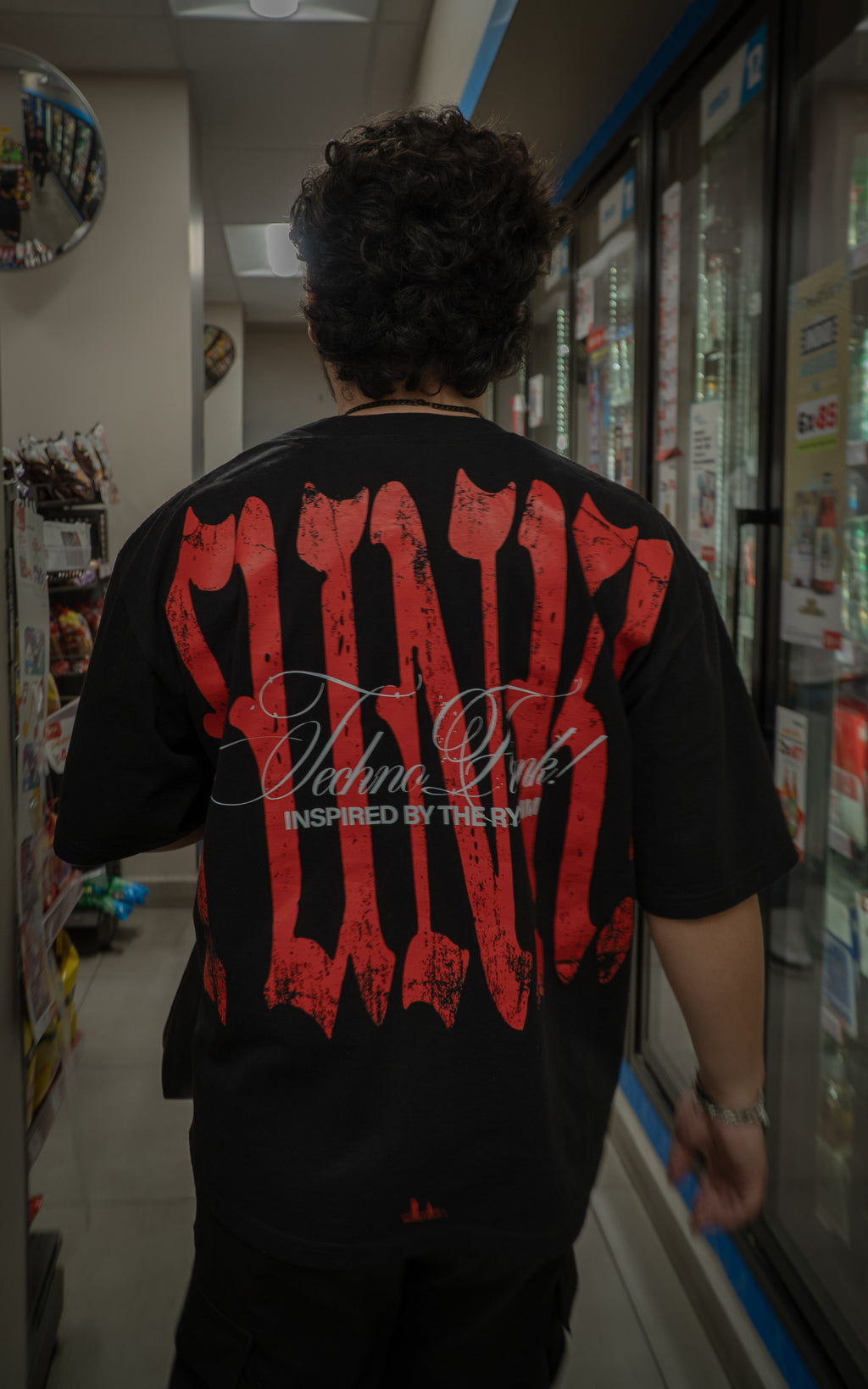 FUNK RED TEE (BLACK)