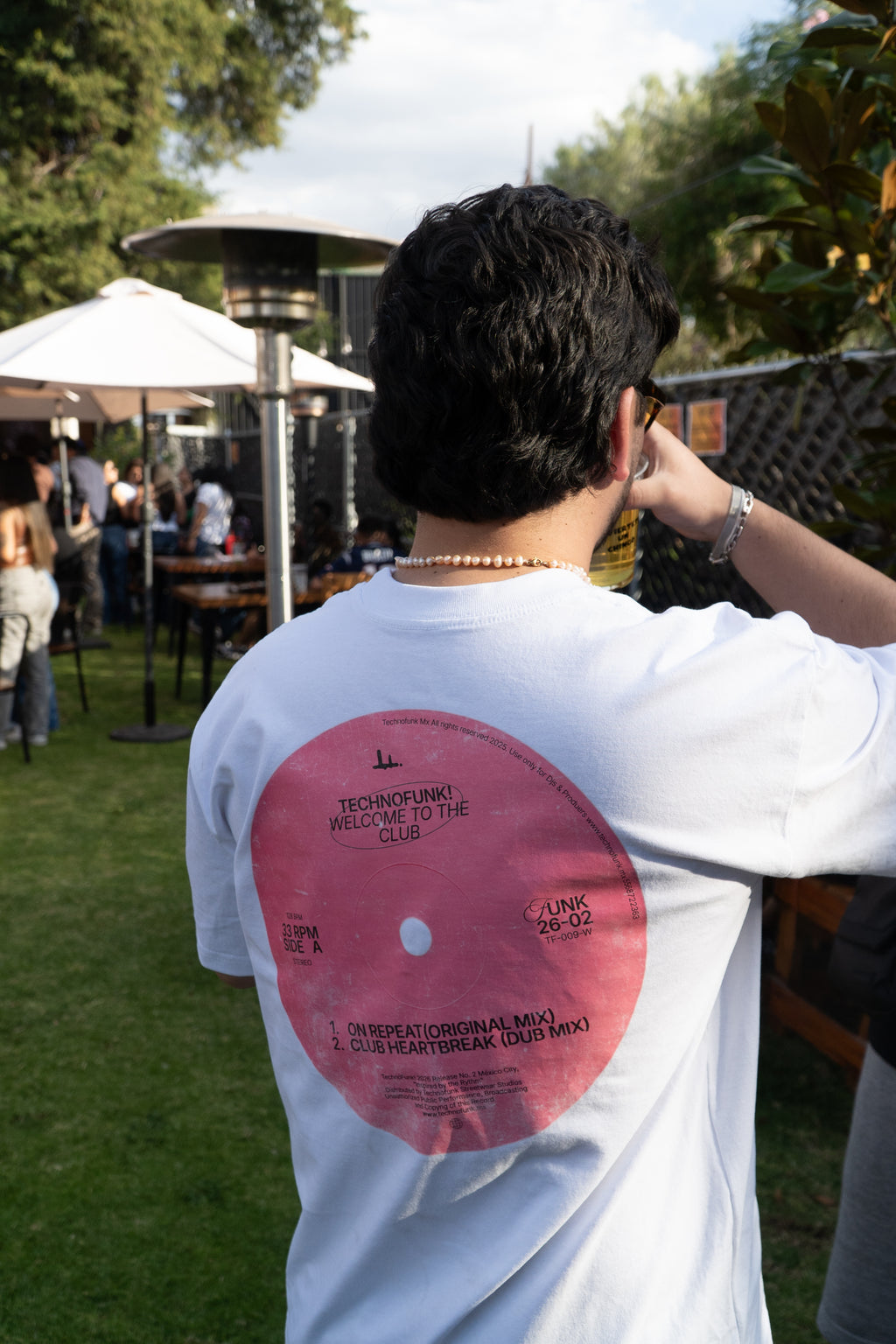 VINYL TEE (WHITE)